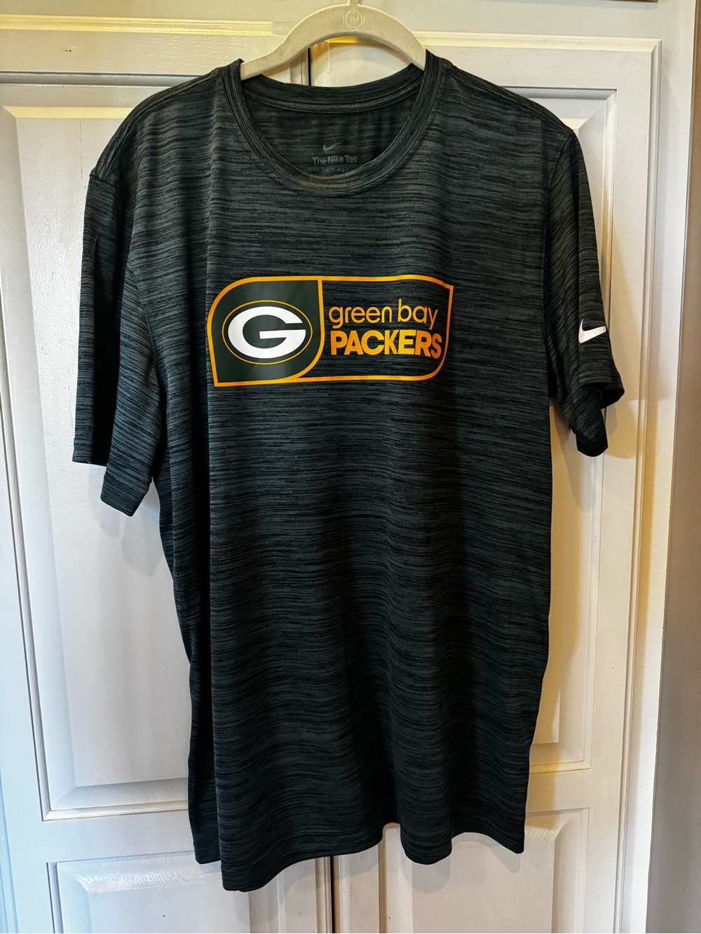 NWOT Nike Green Bay Packers Shirt Dri-Fit Men's Medium Short Sleeve NFL New
